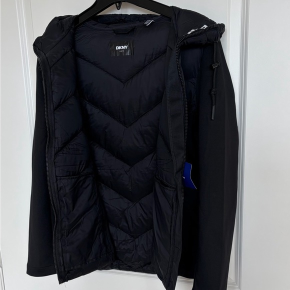 ❤️DKNY Women's Puffer Jacket Scuba Sleeves Mixed Media Black size L 
New WithTag - Picture 5 of 12